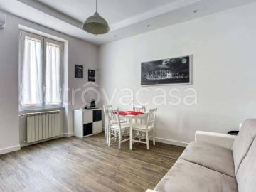 Bilocale in affitto a Roma via Colletta Pietro, Appio latino