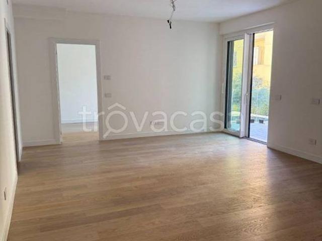 Bilocale in affitto a Roma via Archimede, 83, Euclide
