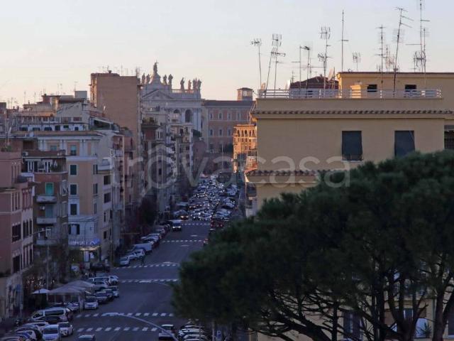 Bilocale in affitto a Roma via Taranto, Villa Fiorelli