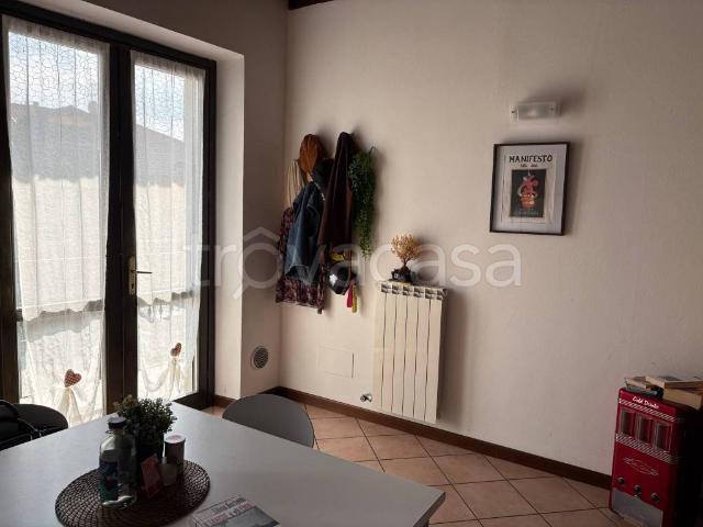 Bilocale in affitto a Rosate via Roma