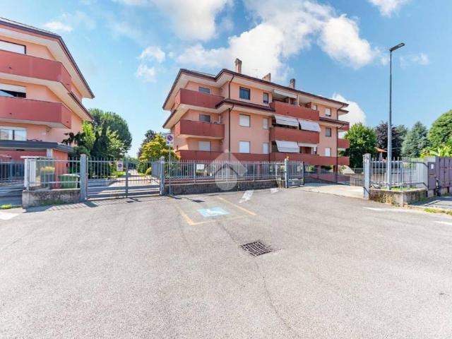 Bilocale in affitto a Rescaldina via Volta, 10