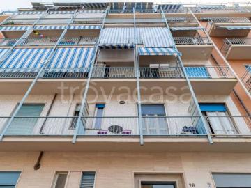Bilocale in affitto a Torino via Benevento, Vanchiglietta