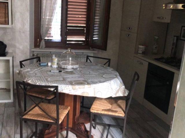 Bilocale in affitto a Torino via Locana, 38, Campidoglio