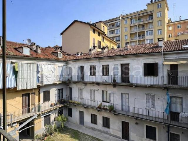 Bilocale in affitto a Torino via Nizza, 89, San Salvario Dante