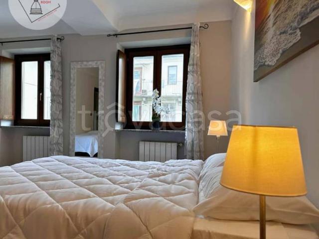 Bilocale in affitto a Torino via Po, Giardini Reali