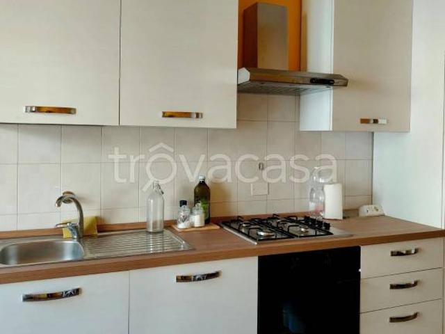 Bilocale in affitto a Torino via Pomaro, 23, Santa Rita