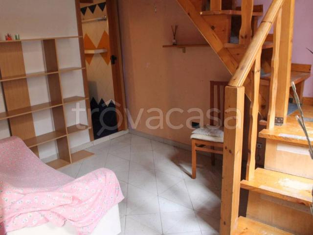 Bilocale in affitto a Torino via Santa Chiara, 39, Cittadella