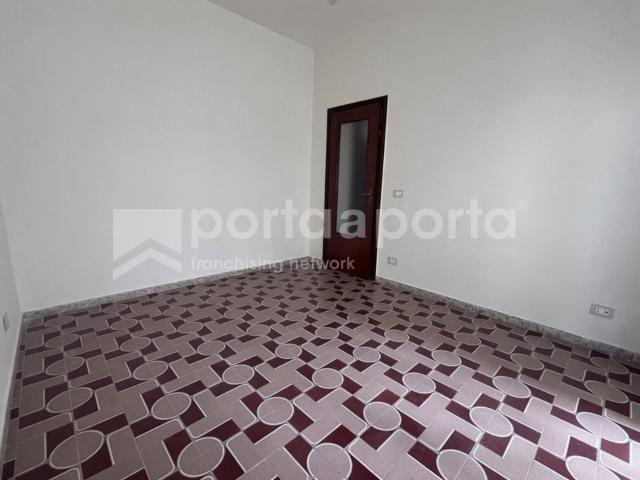 BILOCALE IN AFFITTO, CASAGIOVE