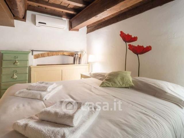 Bilocale in Affitto in Piazza di San Firenze a Firenze