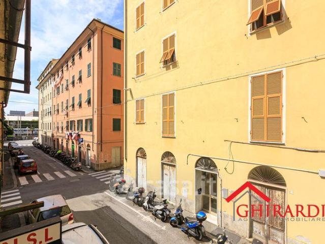 Bilocale in Affitto in Via Ursone da Sestri 10 a Genova