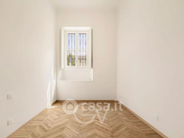 Bilocale in Affitto in Via Caradosso 7 a Milano