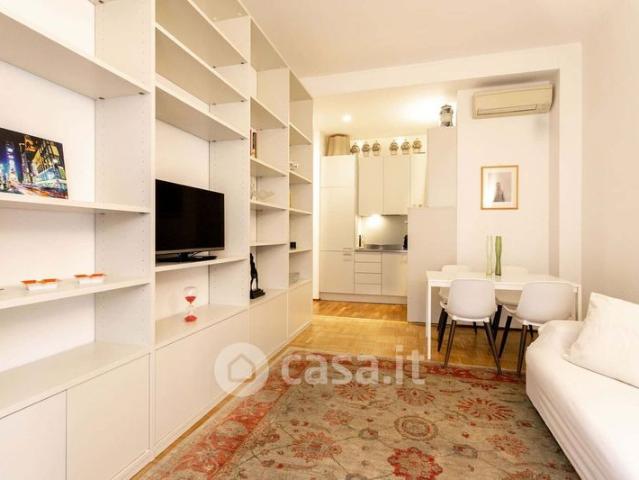 Bilocale in Affitto in Via Disciplini 5 a Milano