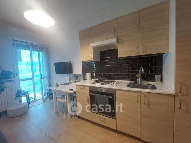 Bilocale in Affitto in Via Giacinto Bruzzesi 25 a Milano