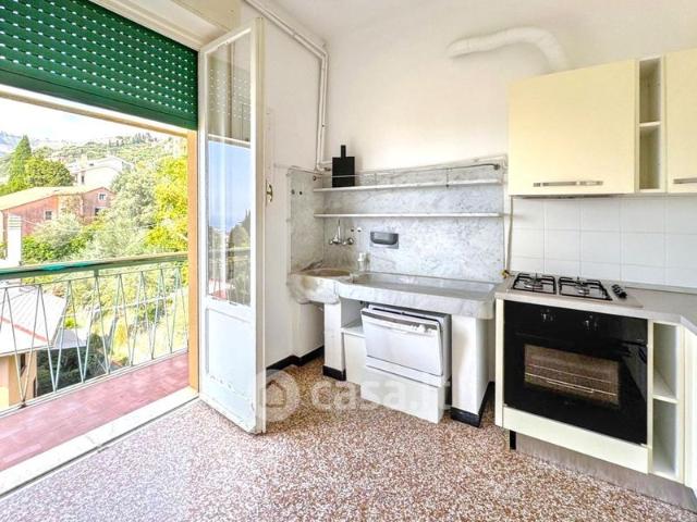Bilocale in Affitto in Via Sant'Ilario 36 a Genova
