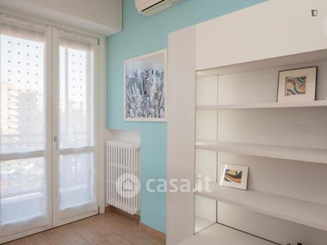 Bilocale in Affitto in Viale Legioni Romane a Milano
