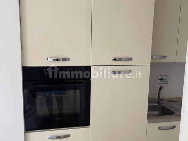 Bilocale largo Bruno Angoletta 7, Mezzocammino, Roma
