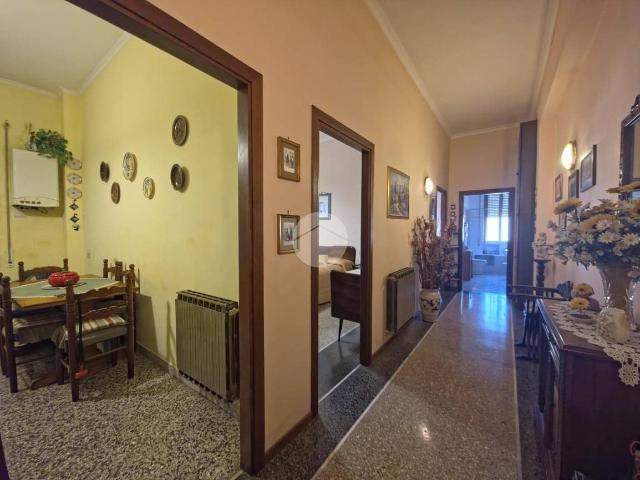 Bilocale largo Giov. Maria Nanino 16, Zona Empolitana, Tivoli