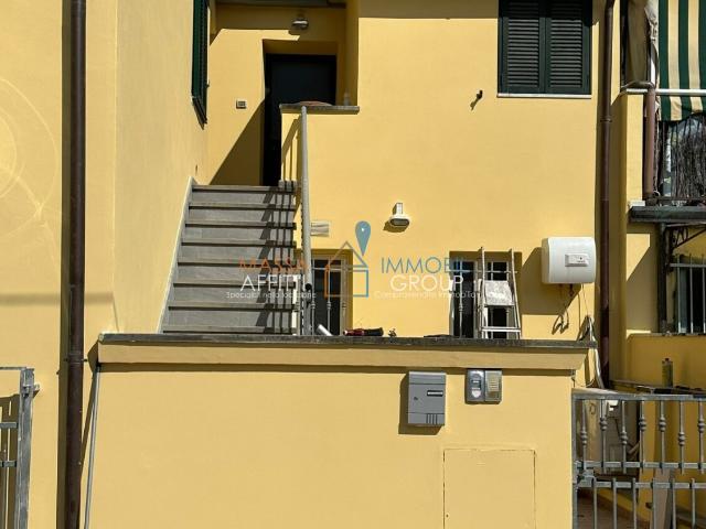 Bilocale Massa Carrara, Carrara Marina Di Carrara