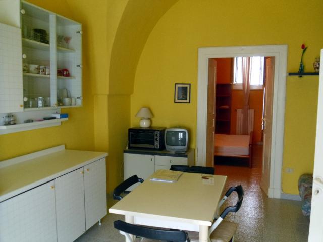 Bilocale nel centro storico 2698