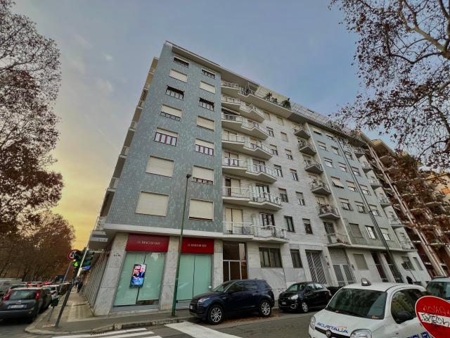 BILOCALE NUOVISSIMO ADIACENTE METRO POZZO STRADA