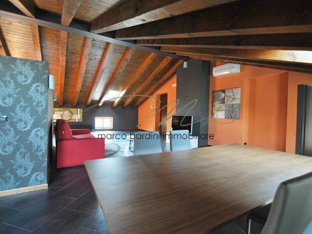 Bilocale ottimo stato, secondo piano, Centro, Fornovo di Taro