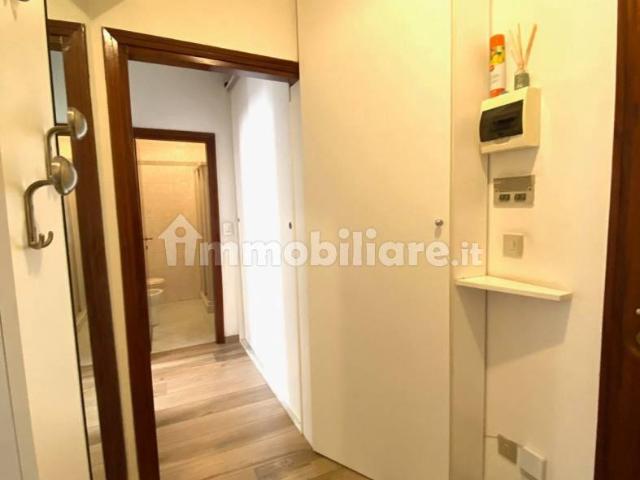 Bilocale ottimo stato, secondo piano, Piazze Duomo, Padova
