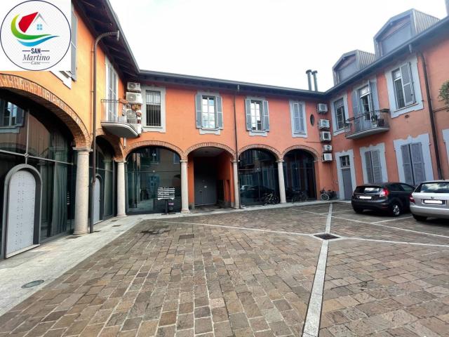 Bilocale ottimo stato, su più livelli, Abbiategrasso