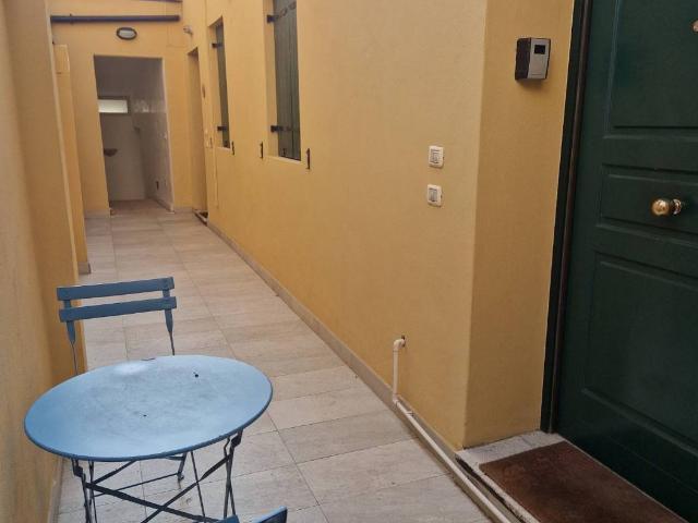 Bilocale ottimo stato, primo piano, Borgo Venezia, Verona