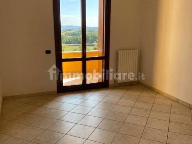 Trilocale ottimo stato, primo piano, Gualtieri
