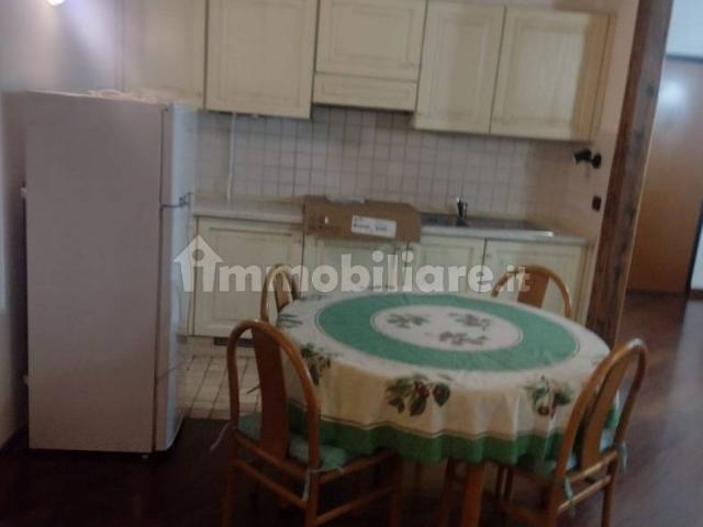 Bilocale ottimo stato, primo piano, Santa Croce, Padova