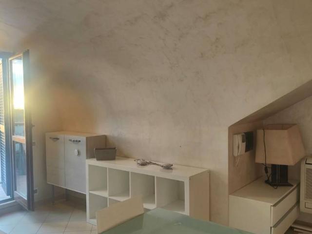 Bilocale ottimo stato, quarto piano, Centro, Monterotondo