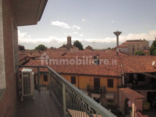 Bilocale piazza Coller 1, Centro, Moretta