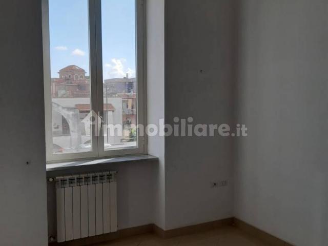 Bilocale piazza Aldo Moro, Arco Felice, Pozzuoli