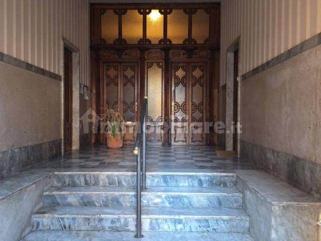 Bilocale piazza Aldo Moro 5, Intra Centro Storico, Verbania