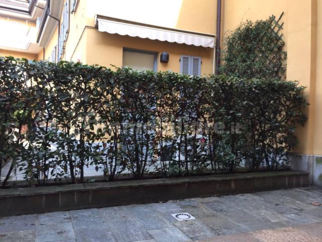 Bilocale piazza Generale Armando Diaz, Centro Storico, Monza
