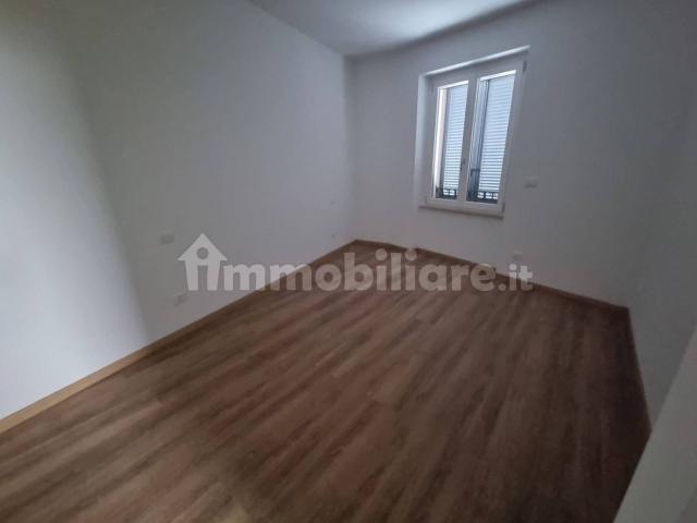 Bilocale piazza Generale Giuseppe Perotti 16, Centro, Carrù