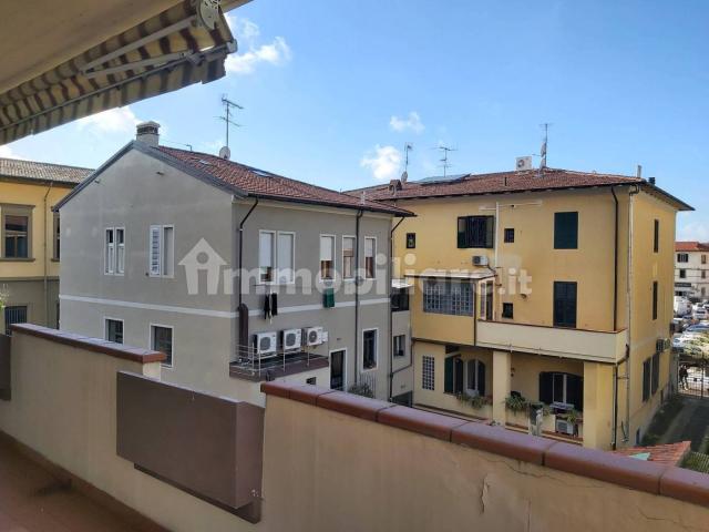 Bilocale piazza Giovanni Ciardi, Piazza del Mercato Nuovo, Prato