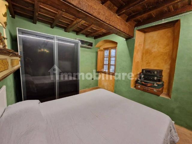 Bilocale piazza Del Carmine, 15, Oltrarno, Firenze