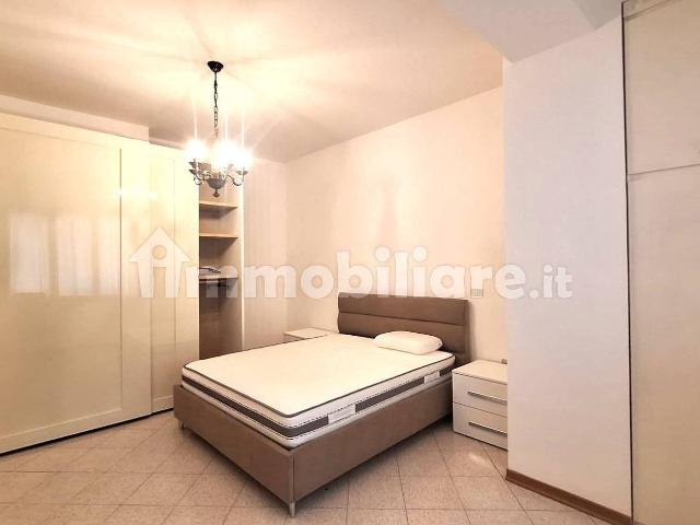 Bilocale piazza dell'Unità 13, Bolognina, Bologna