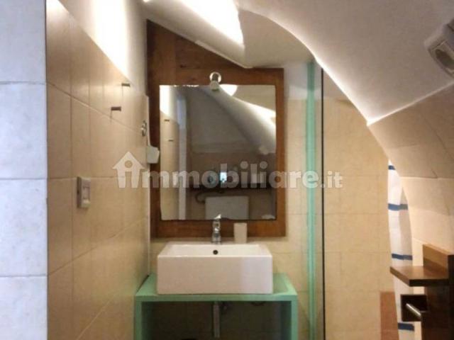 Bilocale piazza Sant'Antonio 13, Centro, Monopoli