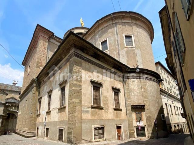 Bilocale piazza Padre Reginaldo Giuliani, Mura Veneziane Rocca, Bergamo