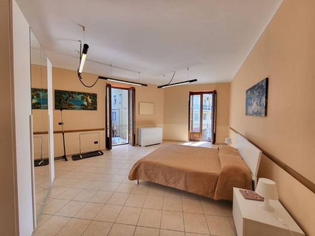 Bilocale piazza Vittorio Veneto, Centro, Agropoli
