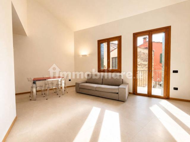 Bilocale piazzale Giuseppe Mazzini 19, Piazza Mazzini Ospedale Militare, Padova