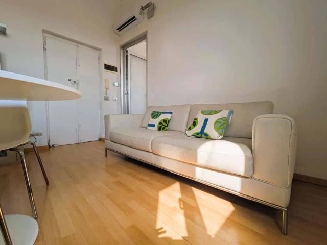 Bilocale piazzale Libia, Porta Romana Medaglie d'Oro, Milano