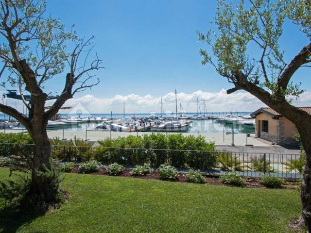 Bilocale piazzale Porto Dusano 7/C, Montinelle, Manerba del Garda
