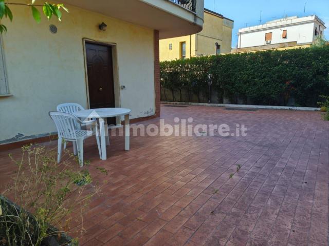 Bilocale piano terra, Villalba, Guidonia Montecelio