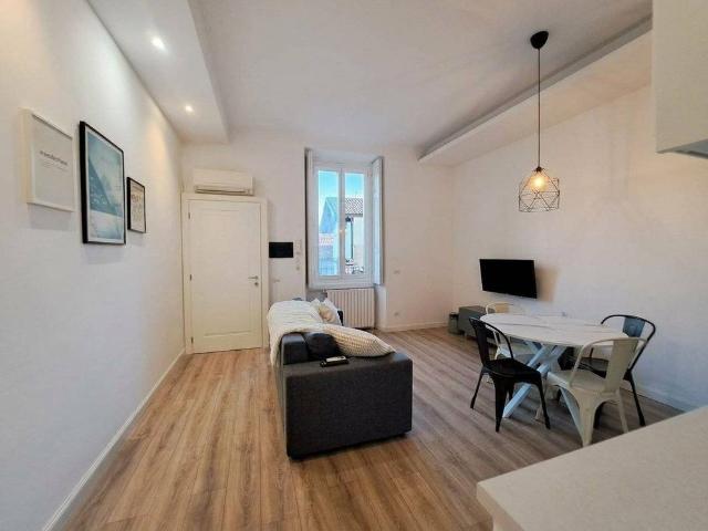 Bilocale Ripa di Porta Ticinese 21, Navigli Darsena, Milano