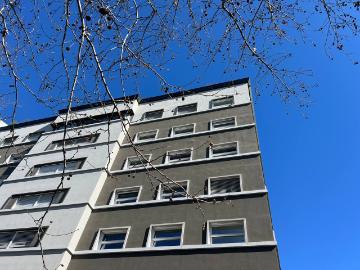 bilocale ristrutturato con terrazzo in centro
