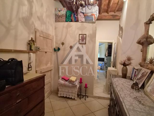 Bilocale ristrutturato in via roma, Lucca