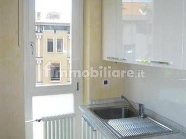 Bilocale Riviera dei Ponti Romani, Piazze Duomo, Padova